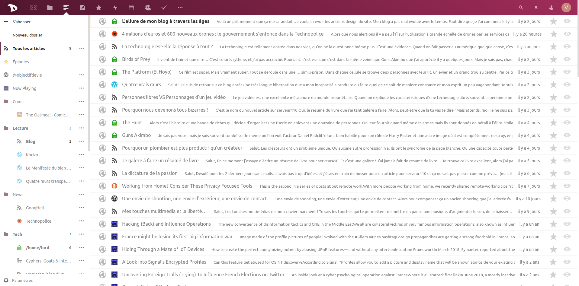 Image de mon agrégateur RSS, celui de Nextcloud, rempli d'articles, avec différentes catégories dans le menu de gauche